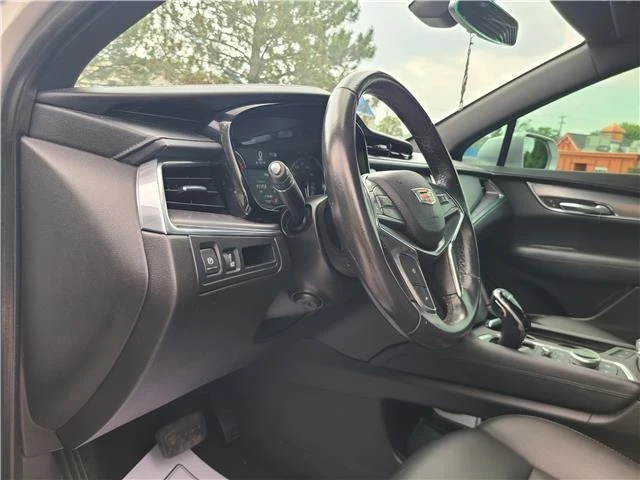 2020 Cadillac XT5 - Image 9 of 21