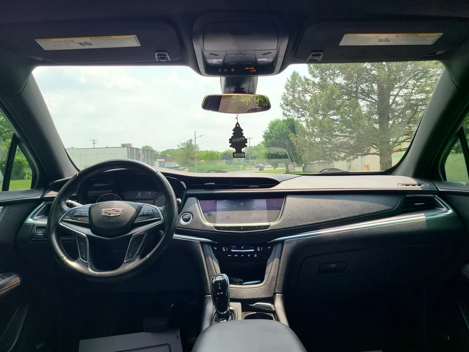2020 Cadillac XT5 - Image 17 of 21
