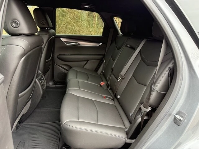 2020 Cadillac XT5 - Image 16 of 21