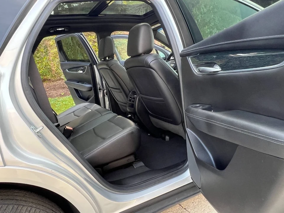 2020 Cadillac XT5 - Image 18 of 21
