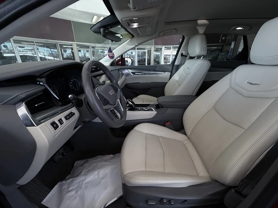 2020 Cadillac XT5 - Image 14 of 21