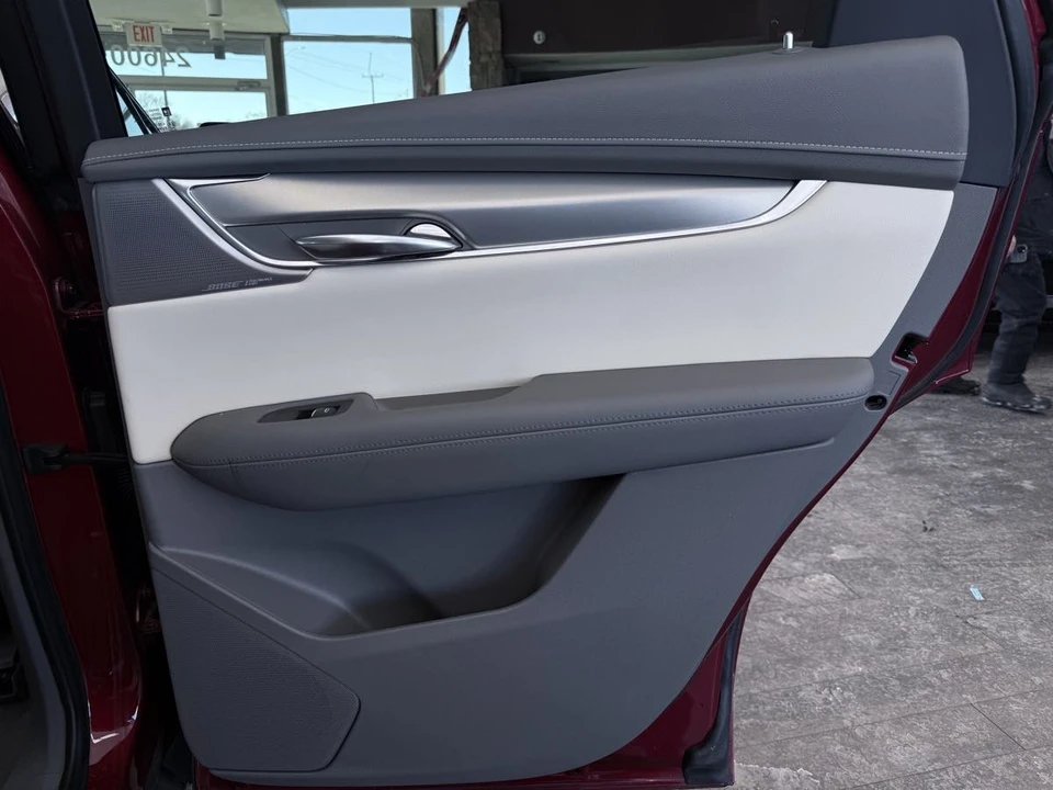 2020 Cadillac XT5 - Image 20 of 21
