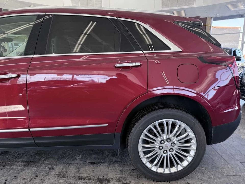 2020 Cadillac XT5 - Image 12 of 21