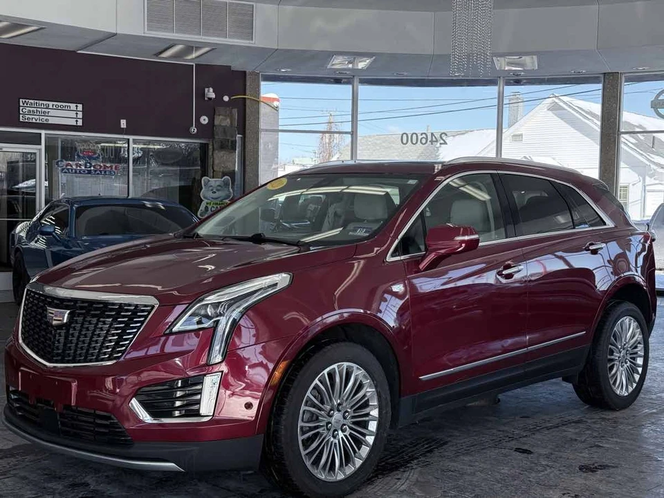 2020 Cadillac XT5 - Image 2 of 12