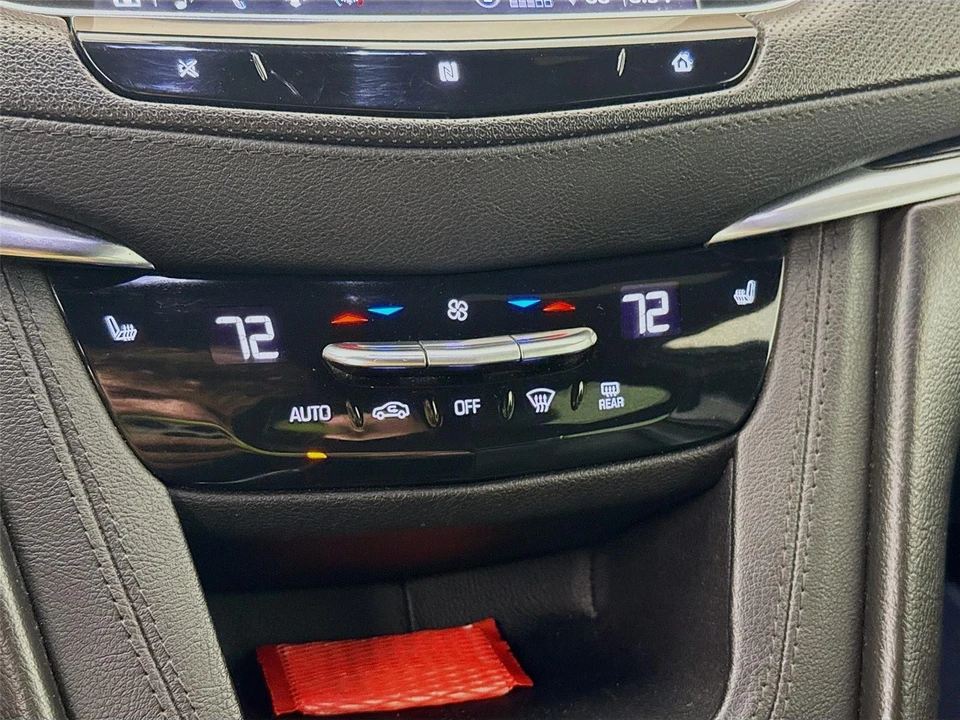 2020 Cadillac XT5 - Image 12 of 21
