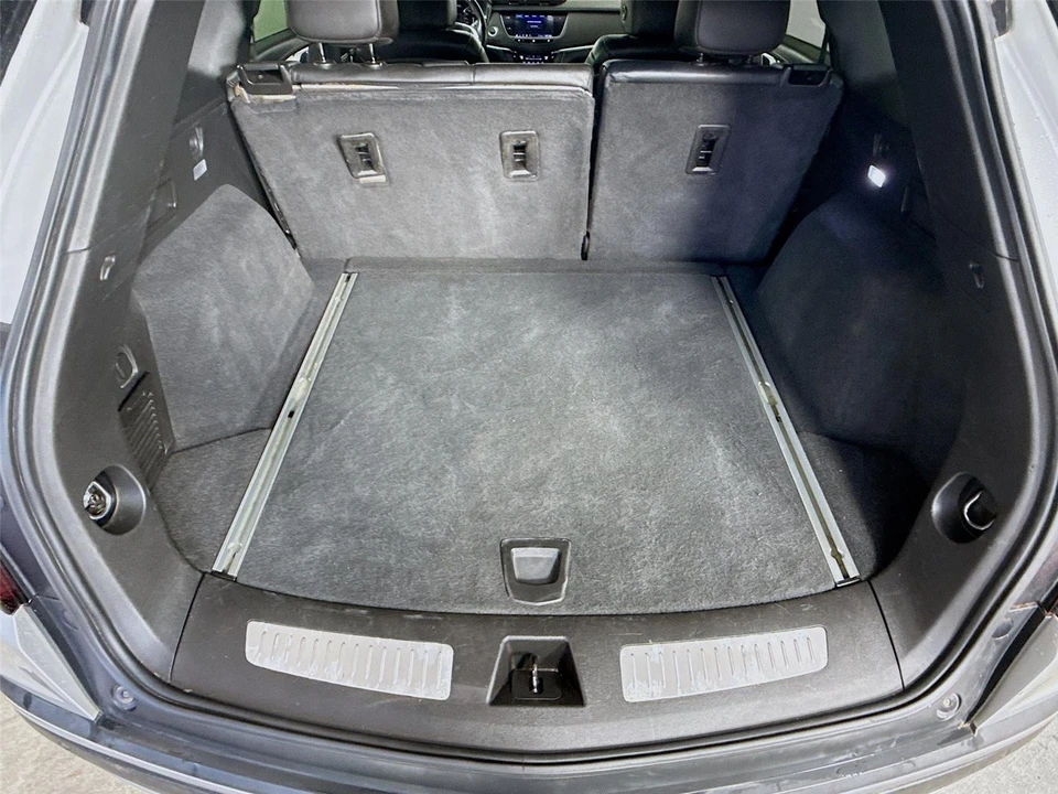 2020 Cadillac XT5 - Image 16 of 21