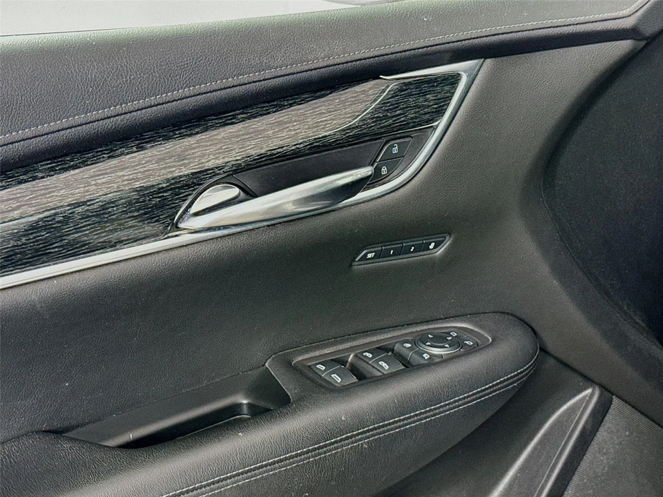 2020 Cadillac XT5 - Image 9 of 14