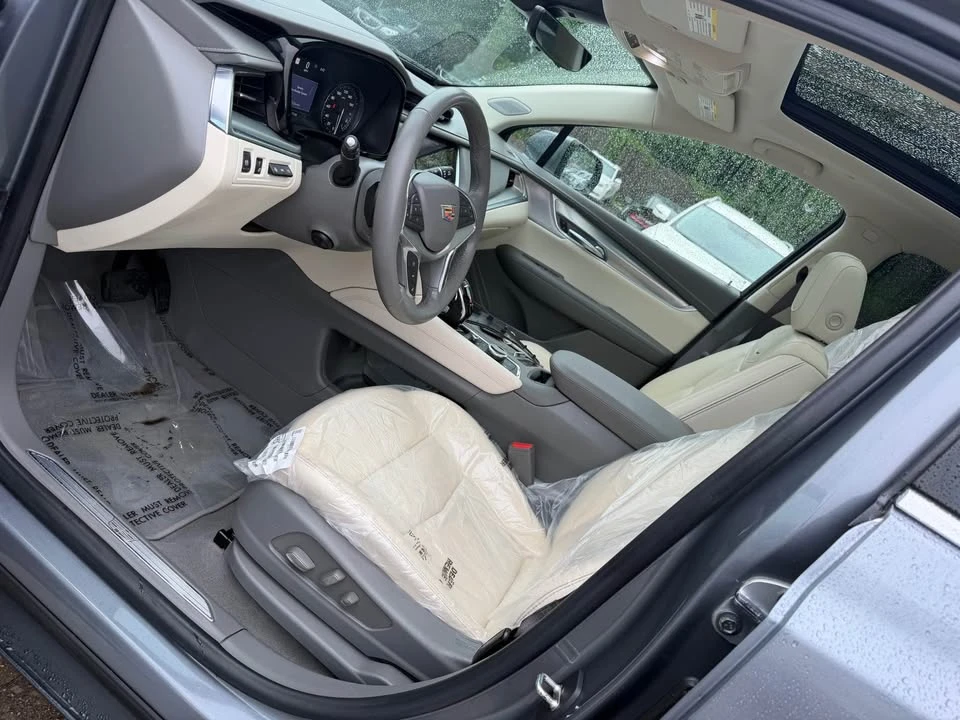 2020 Cadillac XT5 - Image 17 of 18