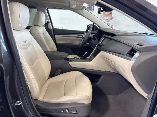 2020 Cadillac XT5 - Image 15 of 21
