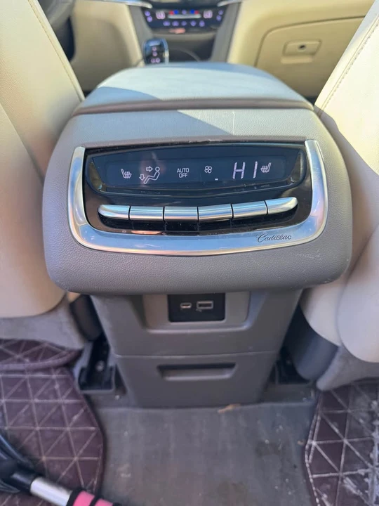 2020 Cadillac XT6 - Image 17 of 19