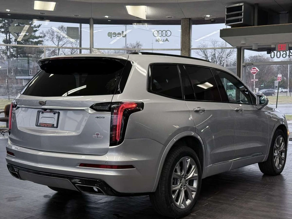2020 Cadillac XT6 - Image 11 of 21
