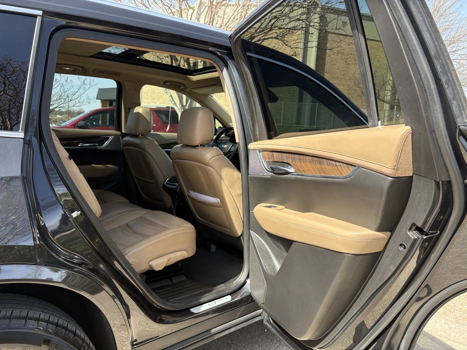 2020 Cadillac XT6 - Image 11 of 21