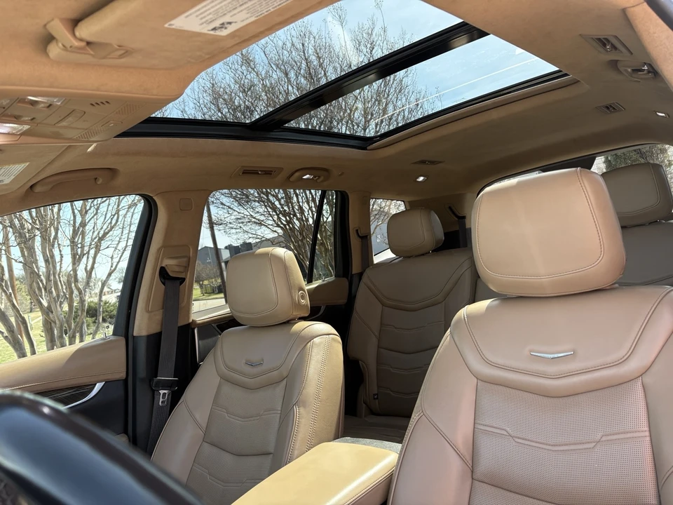 2020 Cadillac XT6 - Image 19 of 21