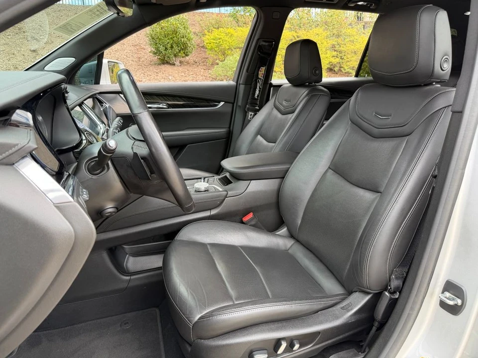 2020 Cadillac XT6 - Image 16 of 21