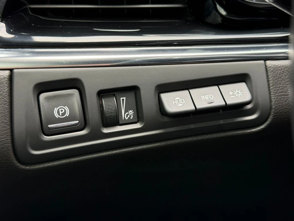 2020 Cadillac XT6 - Image 18 of 21