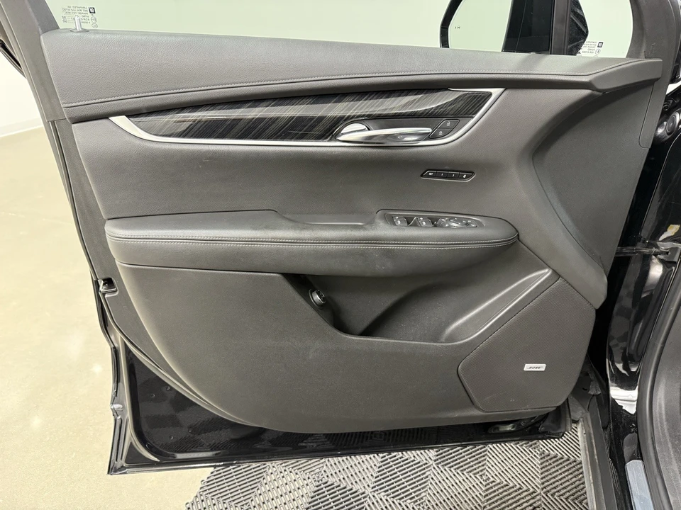 2020 Cadillac XT6 - Image 11 of 12