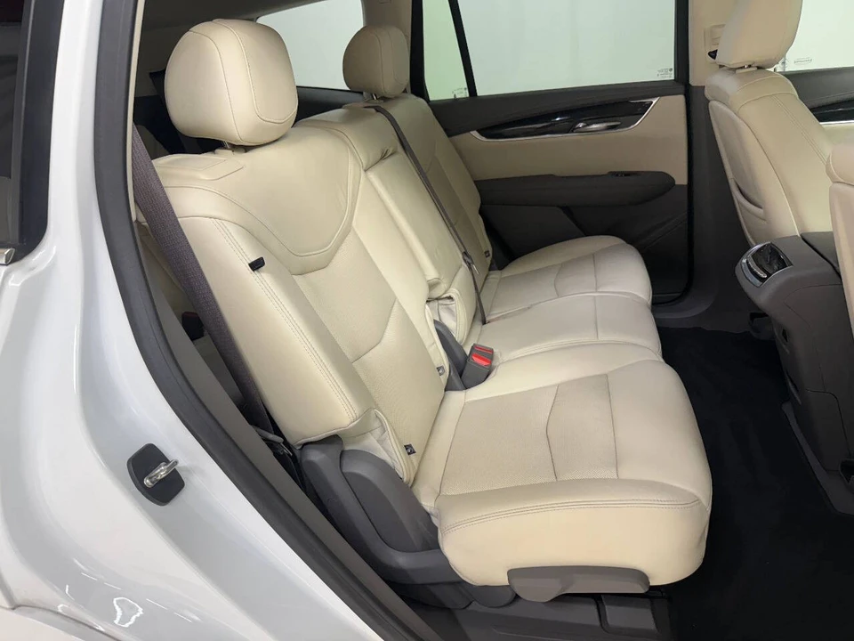 2020 Cadillac XT6 - Image 29 of 31