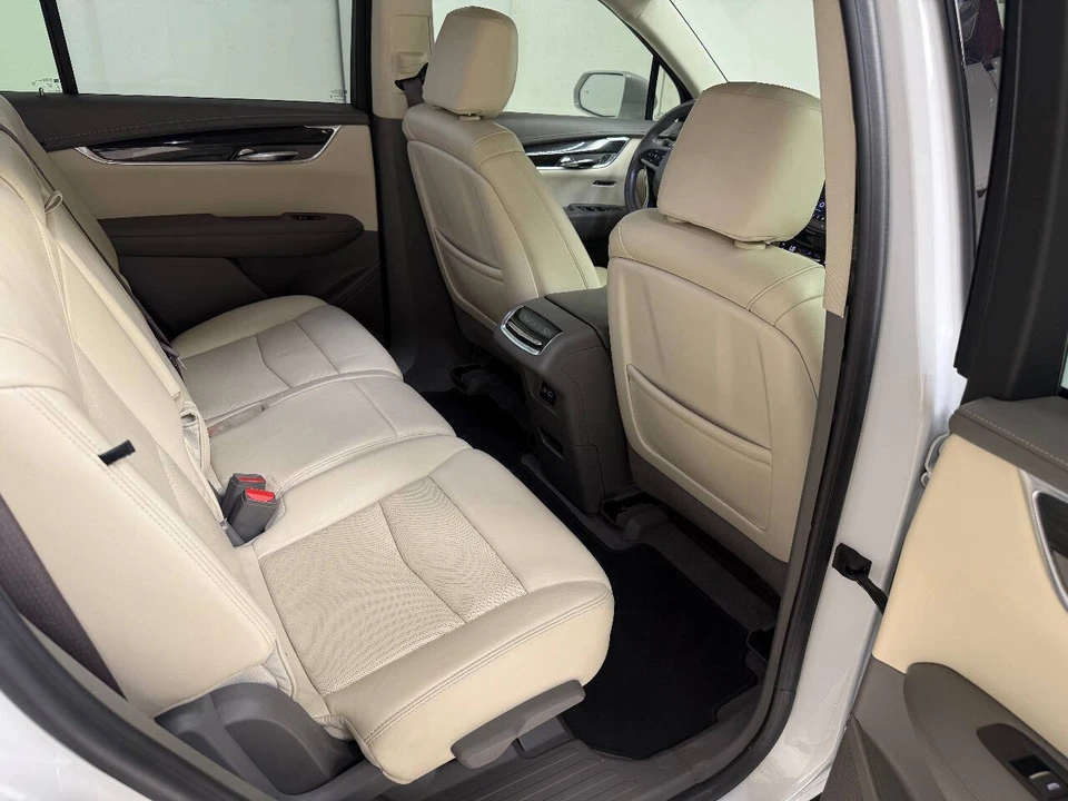 2020 Cadillac XT6 - Image 28 of 31