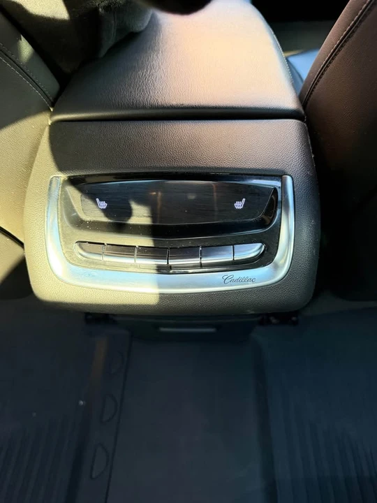 2020 Cadillac XT6 - Image 17 of 19