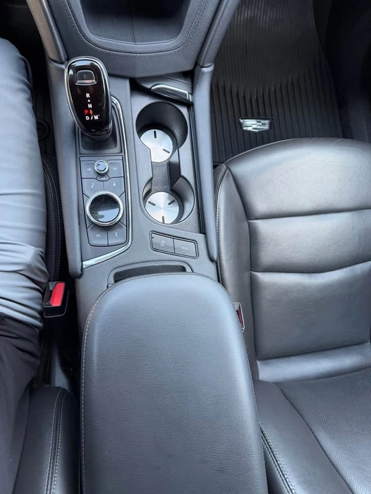 2020 Cadillac XT6 - Image 8 of 11