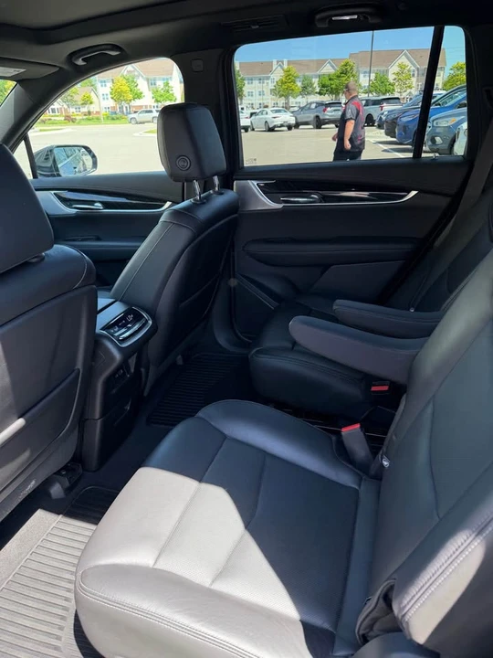 2020 Cadillac XT6 - Image 10 of 11