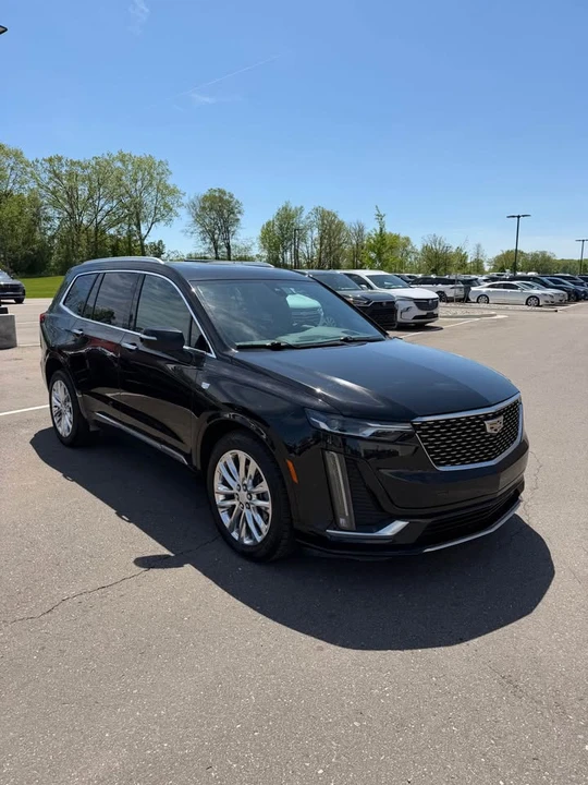 2020 Cadillac XT6 - Image 2 of 11