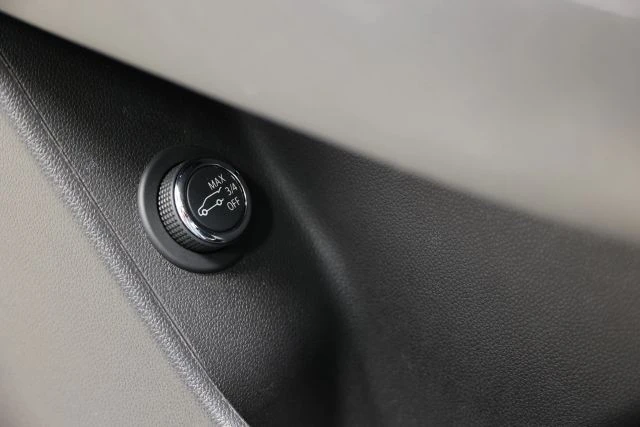 2020 Cadillac XT6 - Image 12 of 12