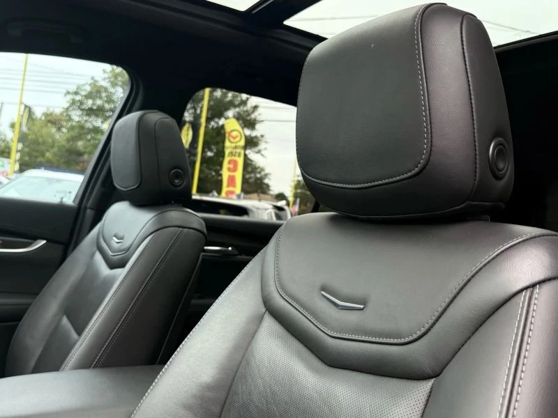 2020 Cadillac XT6 - Image 10 of 12