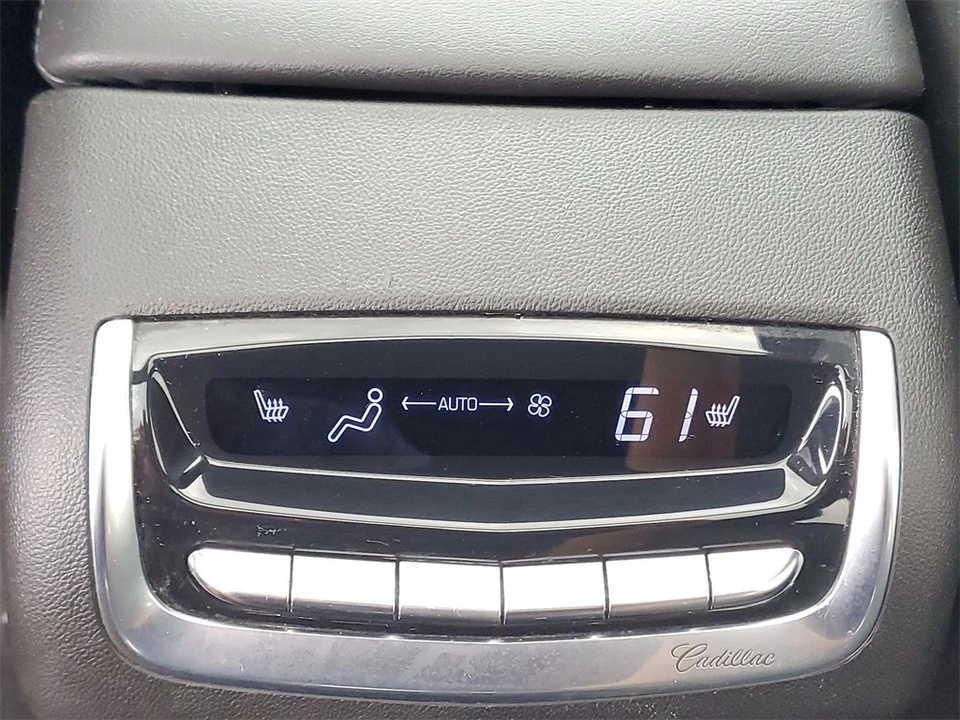 2020 Cadillac XT6 - Image 11 of 21