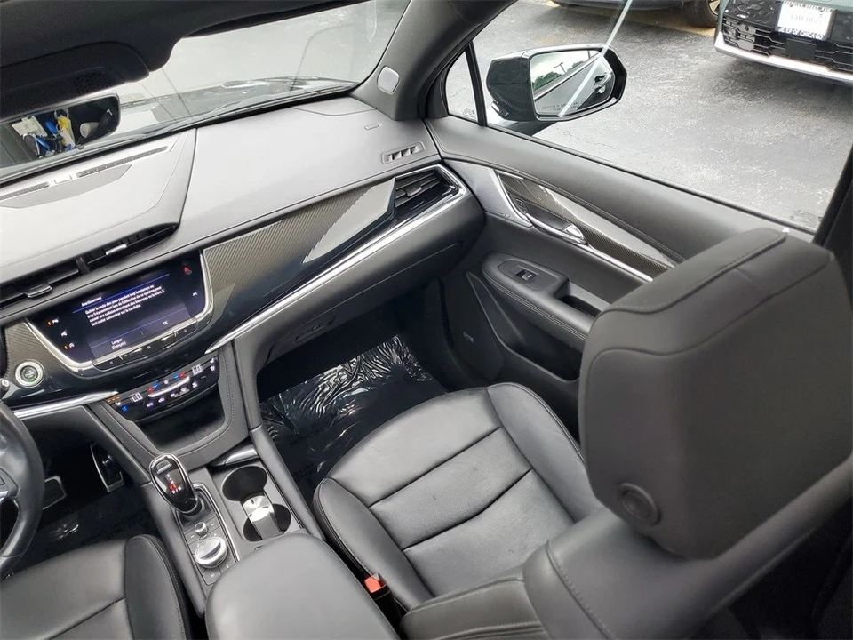 2020 Cadillac XT6 - Image 13 of 21