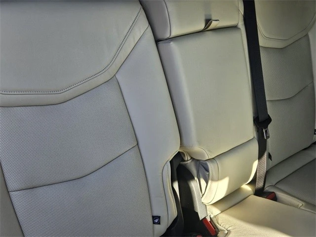 2020 Cadillac XT6 - Image 19 of 21