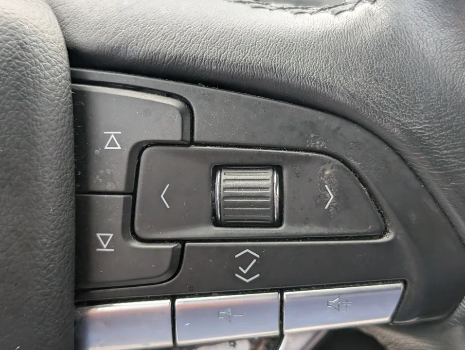 2020 Cadillac XT6 - Image 13 of 21