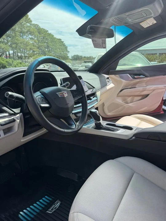 2020 Cadillac CT4 - Image 5 of 9