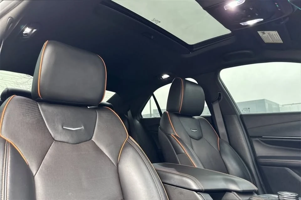 2020 Cadillac CT4-V - Image 15 of 17