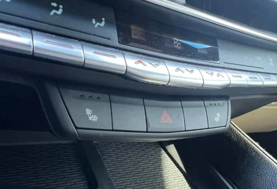 2020 Cadillac CT5 - Image 11 of 12