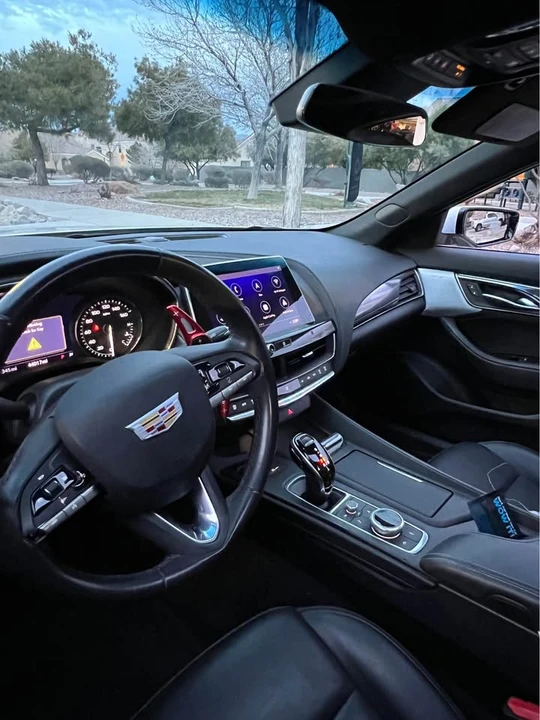 2020 Cadillac CT5 - Image 7 of 8