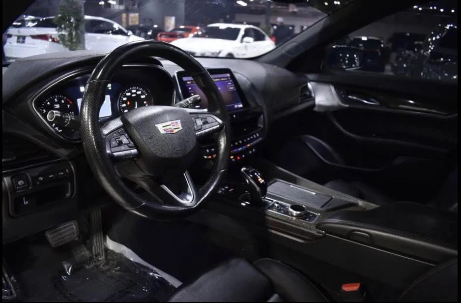 2020 Cadillac CT5-V - Image 9 of 10