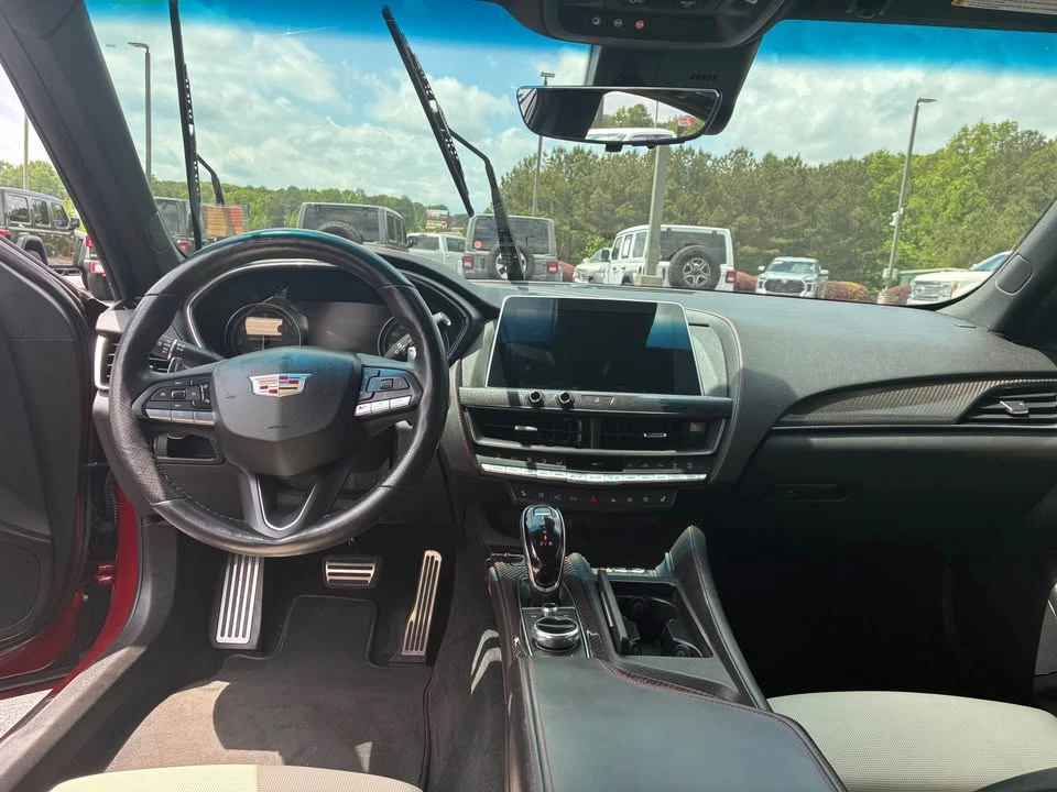 2020 Cadillac CT5-V - Image 8 of 9