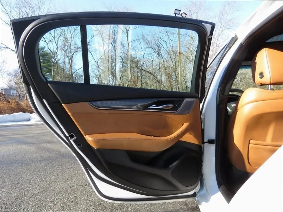 2020 Cadillac CT5 - Image 15 of 17