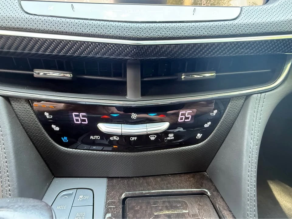 2020 Cadillac CT6-V - Image 17 of 19