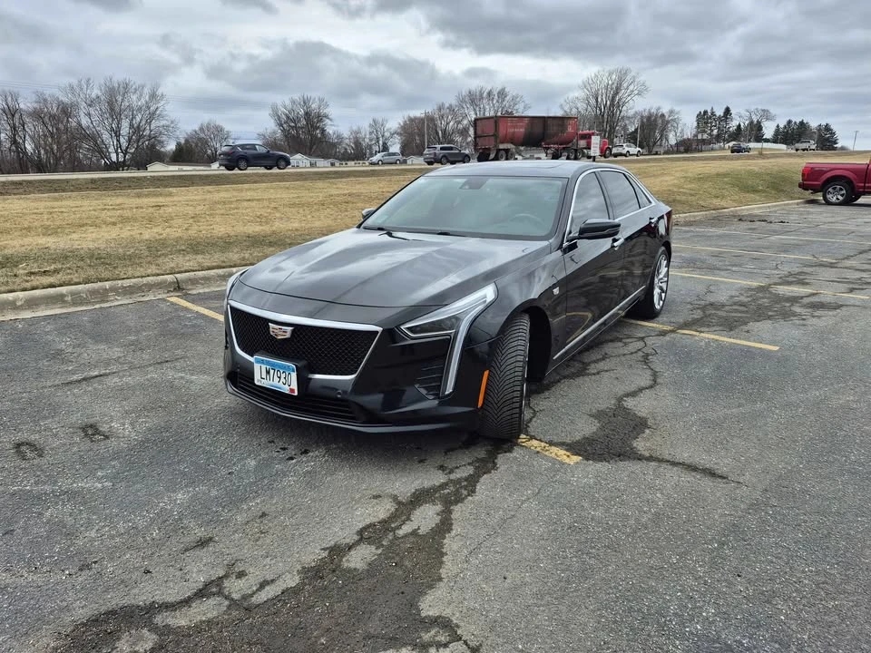 2020 Cadillac CT6 - Image 2 of 15