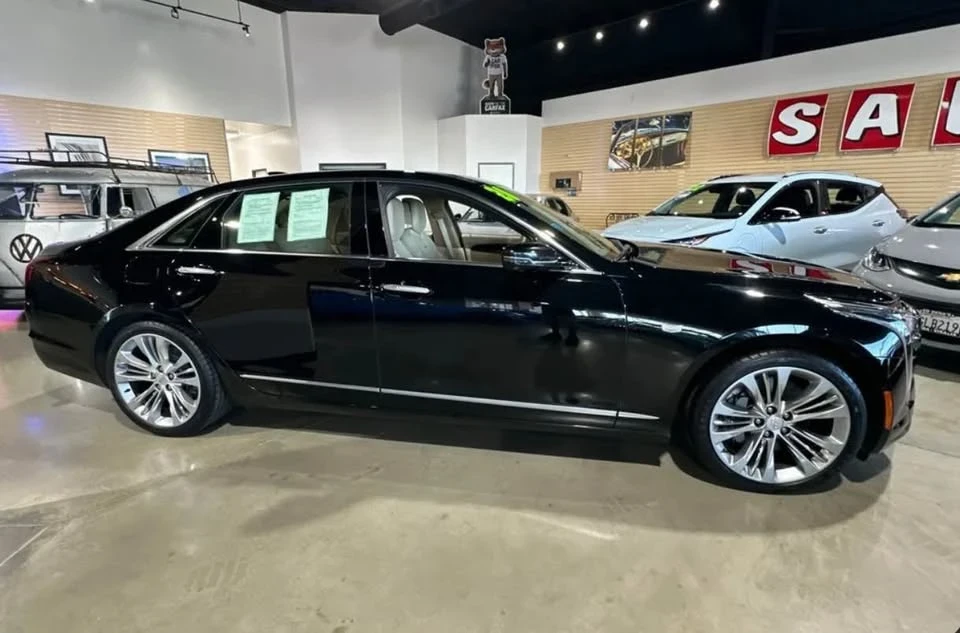 2020 Cadillac CT6 - Image 2 of 8