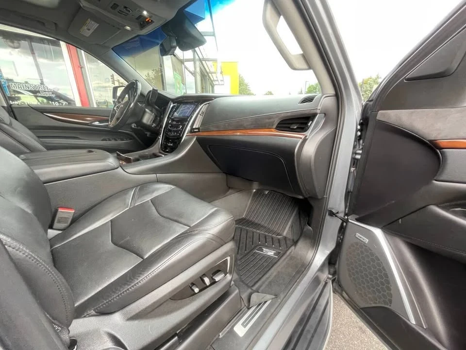 2020 Cadillac Escalade 4th Gen - Image 11 of 20