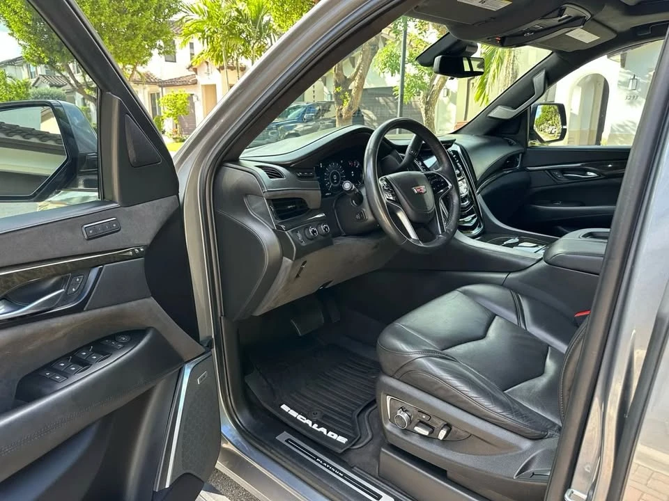 2020 Cadillac Escalade 4th Gen - Image 9 of 20