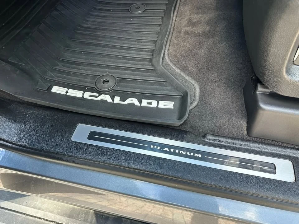 2020 Cadillac Escalade 4th Gen - Image 12 of 20