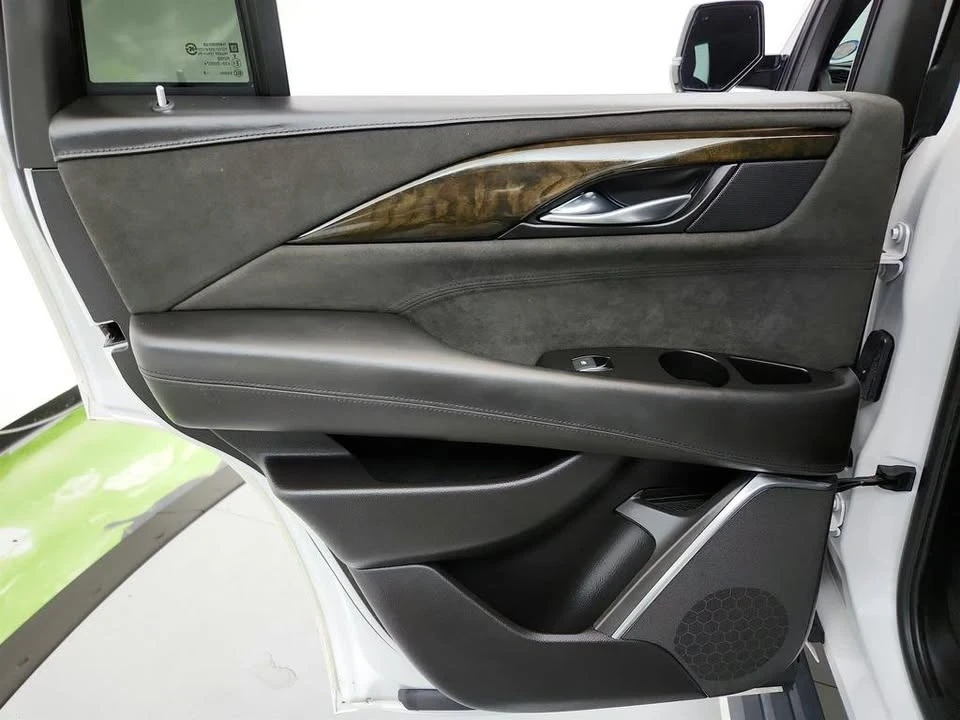 2020 Cadillac Escalade 4th Gen - Image 19 of 20