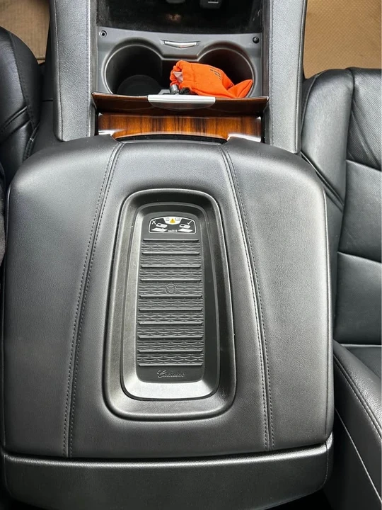 2020 Cadillac Escalade 4th Gen - Image 14 of 16