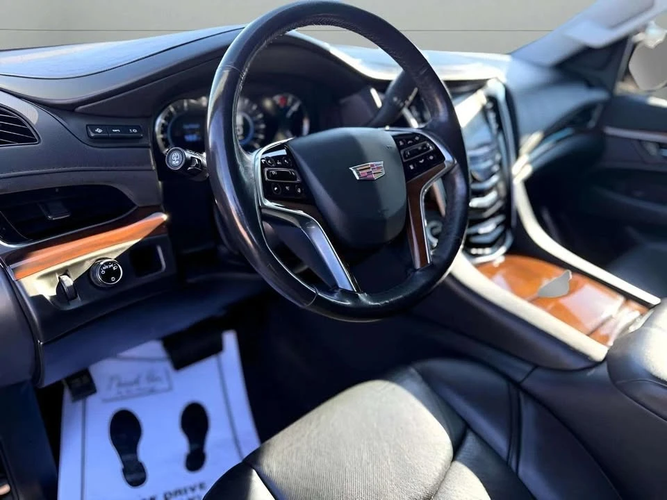 2020 Cadillac Escalade 4th Gen - Image 19 of 20