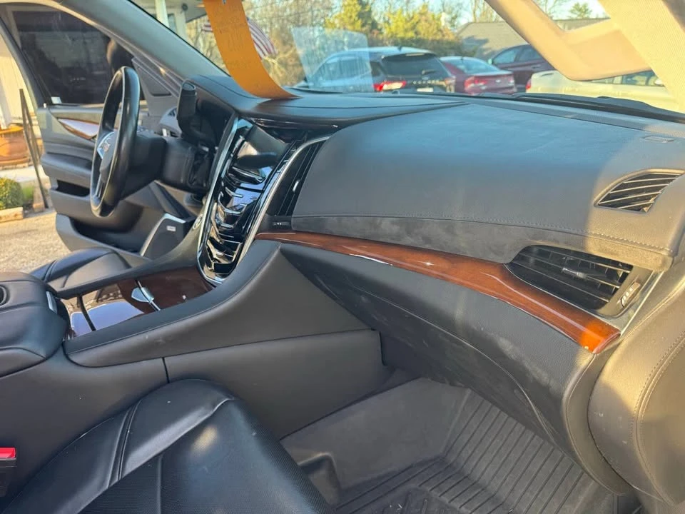 2020 Cadillac Escalade 4th Gen - Image 17 of 20
