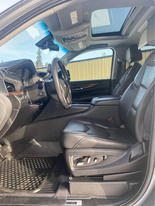 2020 Cadillac Escalade 4th Gen - Image 8 of 18